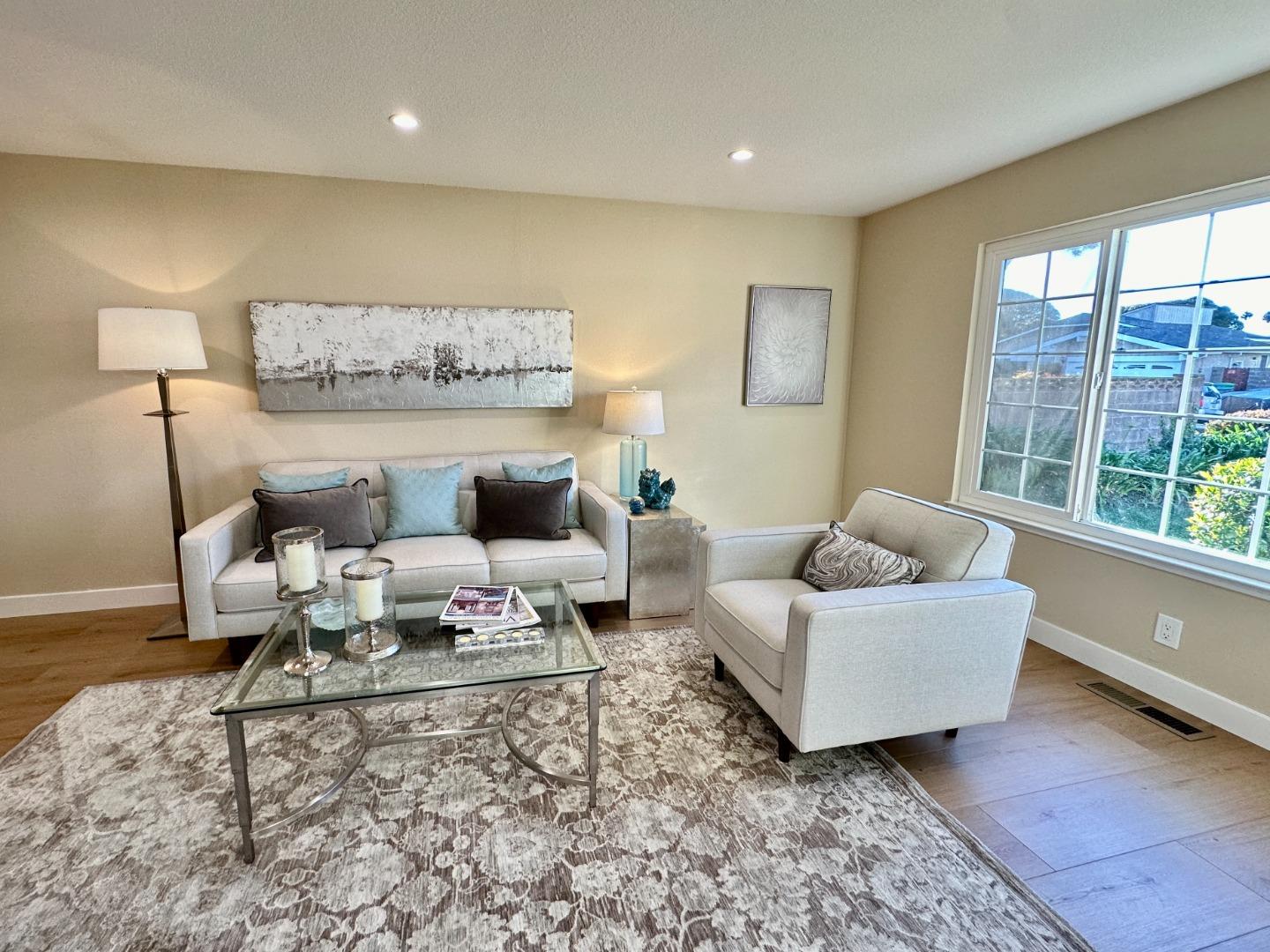 Detail Gallery Image 7 of 43 For 4648 Michelle Ct, Union City,  CA 94587 - 4 Beds | 2/1 Baths