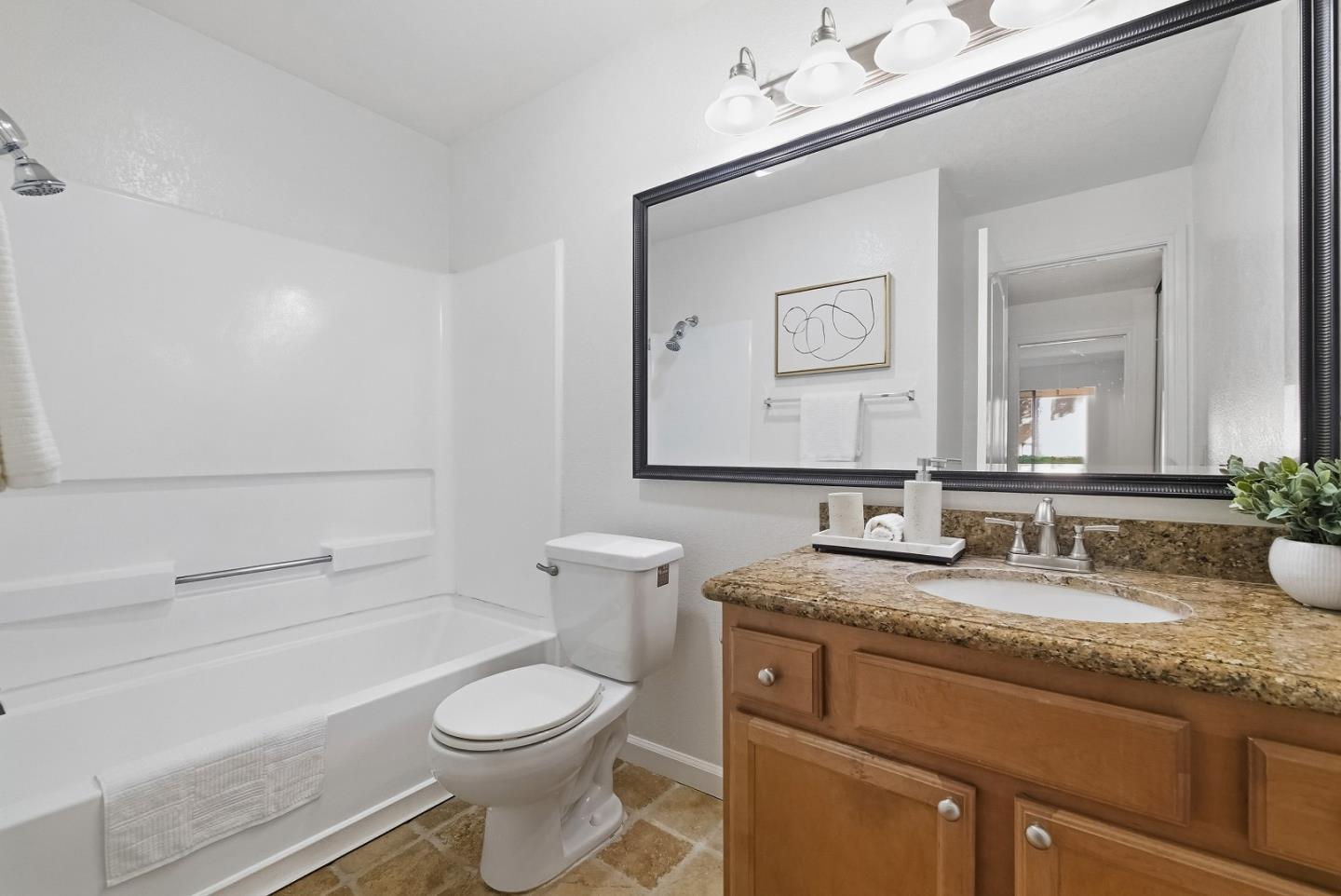 Detail Gallery Image 16 of 34 For 2250 Monroe St #127,  Santa Clara,  CA 95050 - 1 Beds | 1 Baths