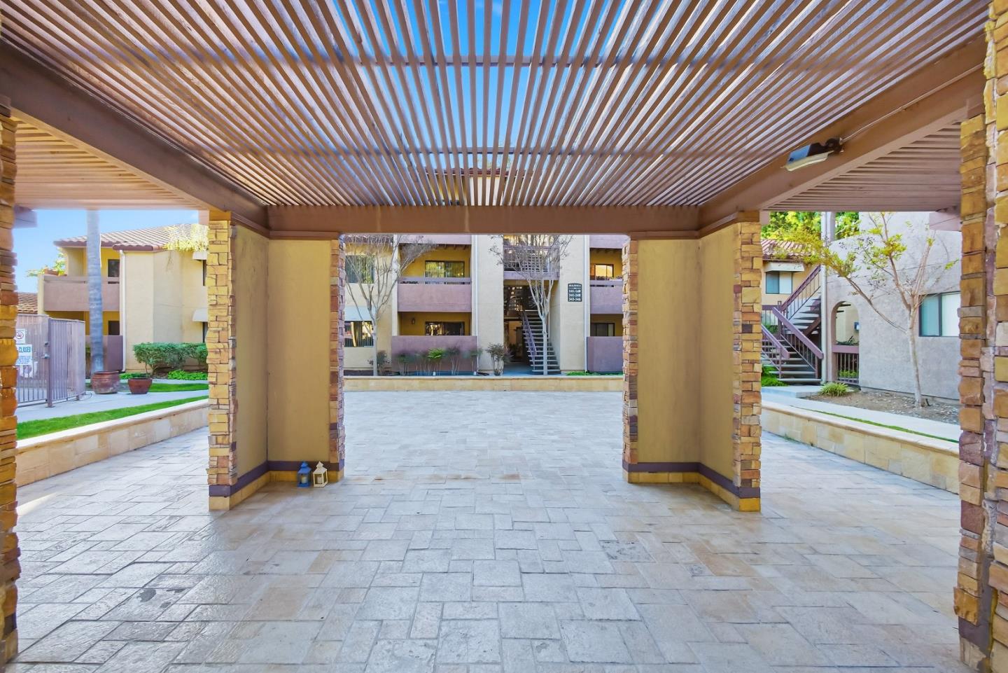 Detail Gallery Image 23 of 34 For 2250 Monroe St #127,  Santa Clara,  CA 95050 - 1 Beds | 1 Baths