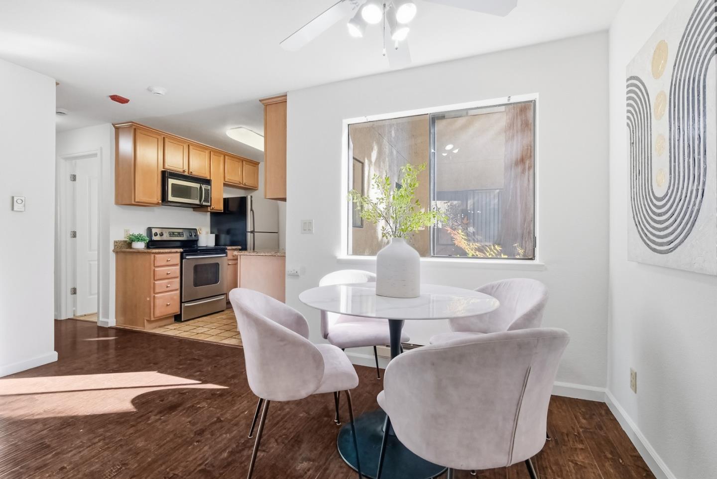 Detail Gallery Image 6 of 34 For 2250 Monroe St #127,  Santa Clara,  CA 95050 - 1 Beds | 1 Baths