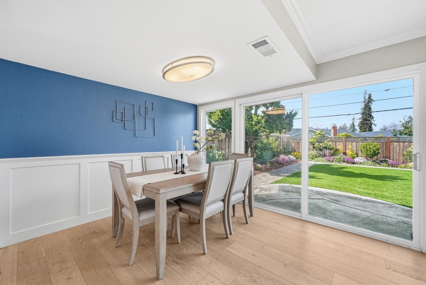 Detail Gallery Image 8 of 54 For 3329 Mauricia Ave, Santa Clara,  CA 95051 - 4 Beds | 2 Baths