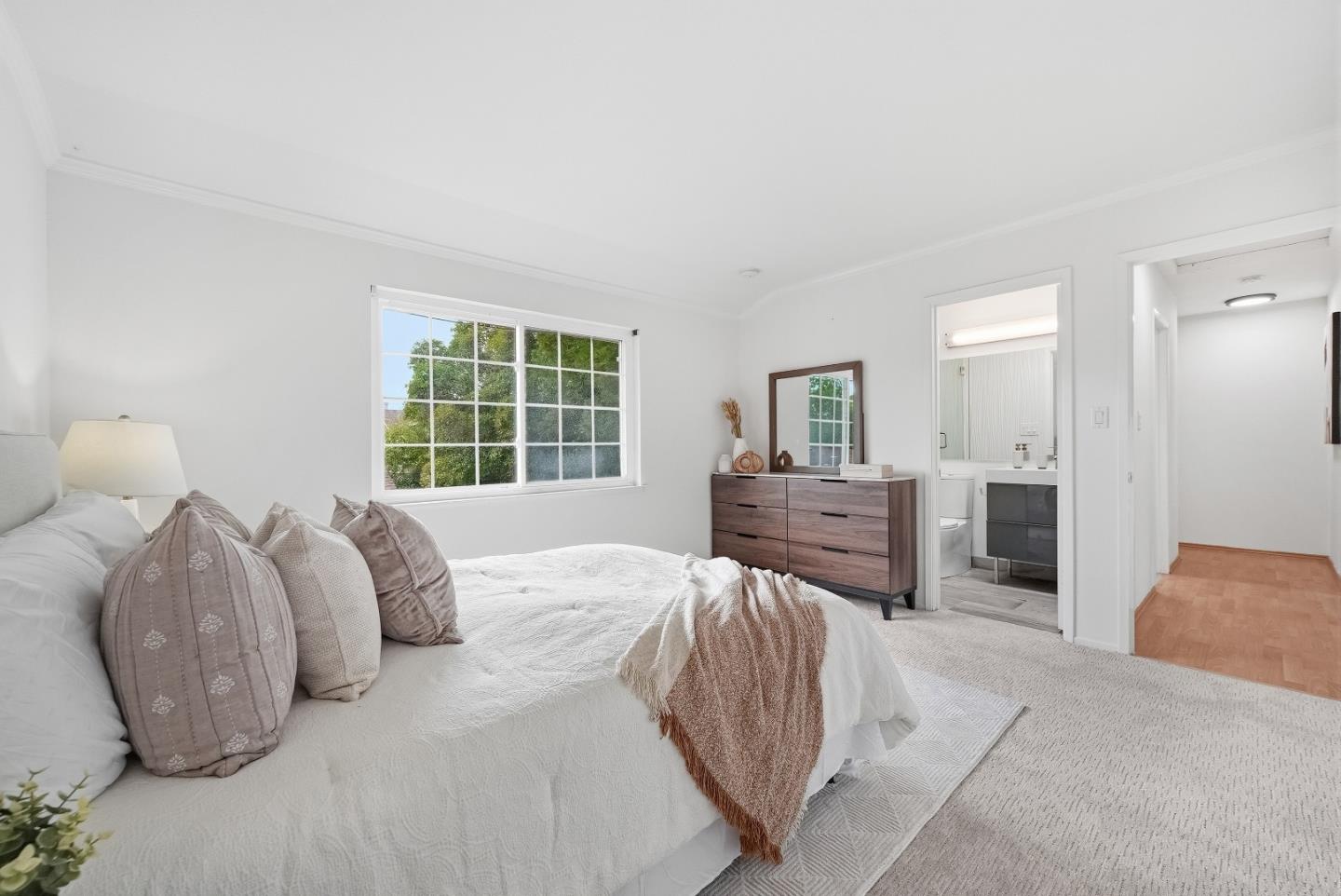 Detail Gallery Image 24 of 55 For 38 Devonshire Ave #6,  Mountain View,  CA 94043 - 3 Beds | 2/1 Baths