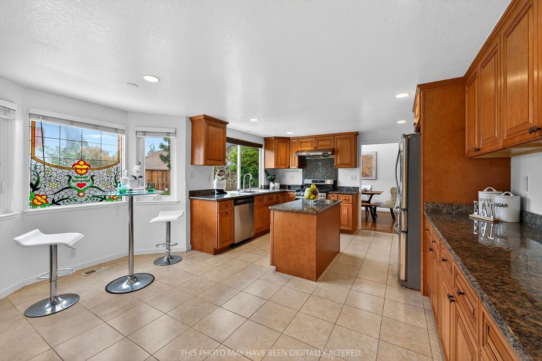 Detail Gallery Image 26 of 84 For 757 Salt Lake Dr, San Jose,  CA 95133 - 4 Beds | 3 Baths