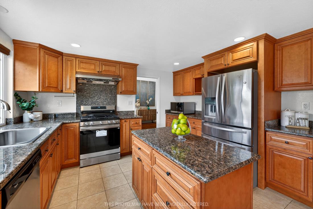 Detail Gallery Image 32 of 84 For 757 Salt Lake Dr, San Jose,  CA 95133 - 4 Beds | 3 Baths