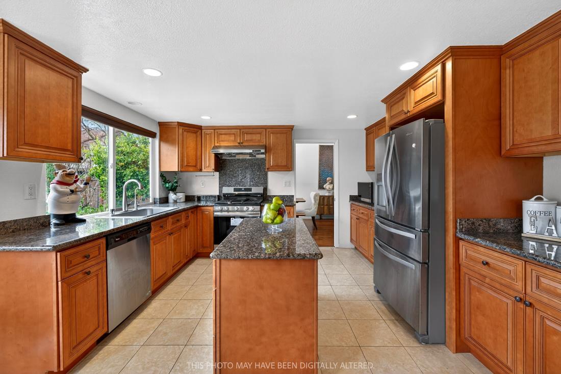 Detail Gallery Image 33 of 84 For 757 Salt Lake Dr, San Jose,  CA 95133 - 4 Beds | 3 Baths