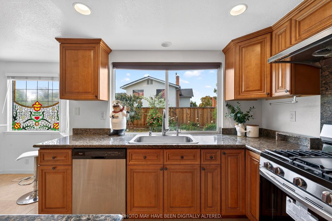 Detail Gallery Image 37 of 84 For 757 Salt Lake Dr, San Jose,  CA 95133 - 4 Beds | 3 Baths