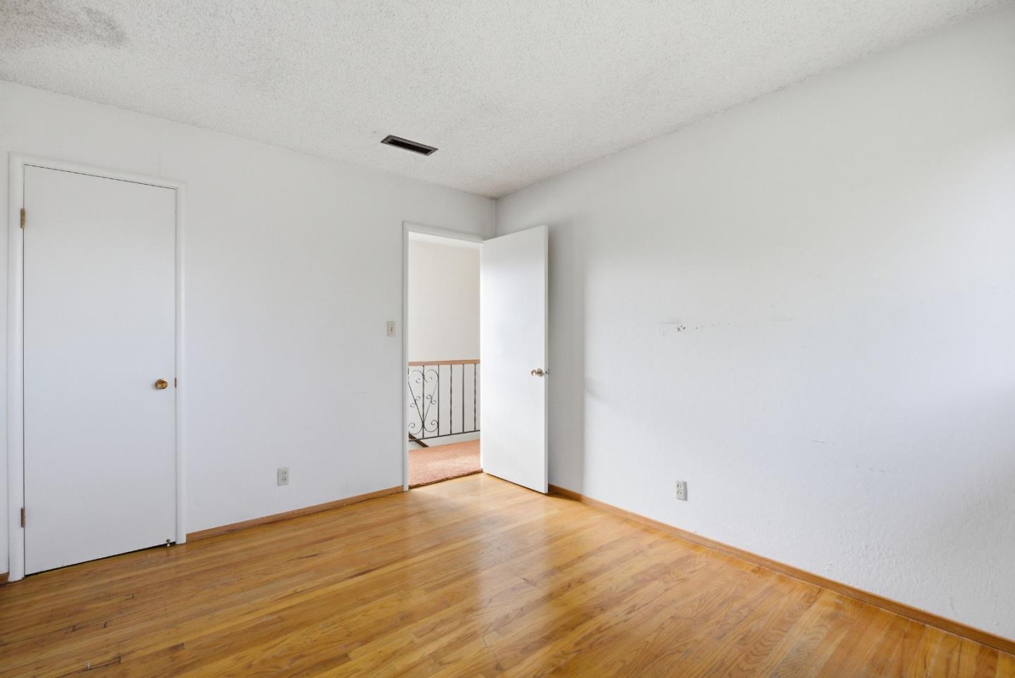 Detail Gallery Image 27 of 59 For 2261 Central Park Dr, Campbell,  CA 95008 - 4 Beds | 2 Baths