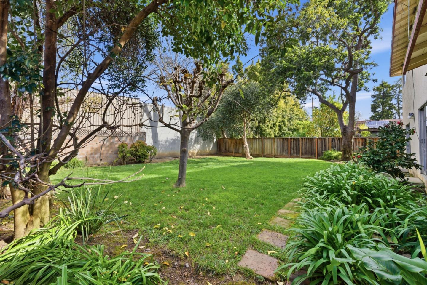 Detail Gallery Image 38 of 59 For 2261 Central Park Dr, Campbell,  CA 95008 - 4 Beds | 2 Baths