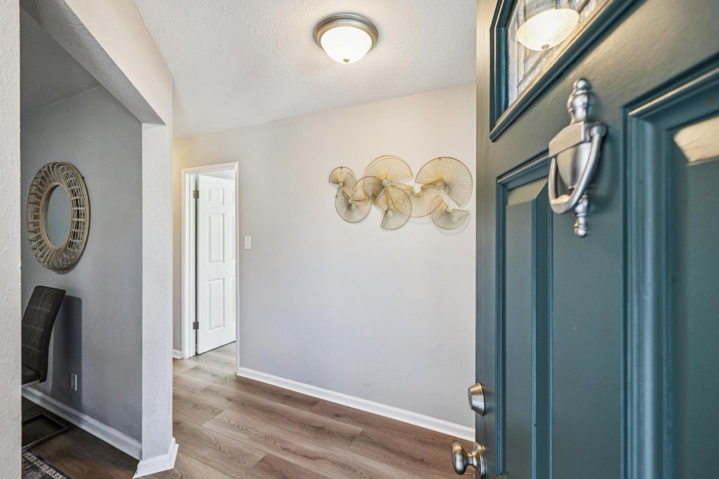 Detail Gallery Image 15 of 77 For 1372 Marlin Ave, Foster City,  CA 94404 - 5 Beds | 2 Baths