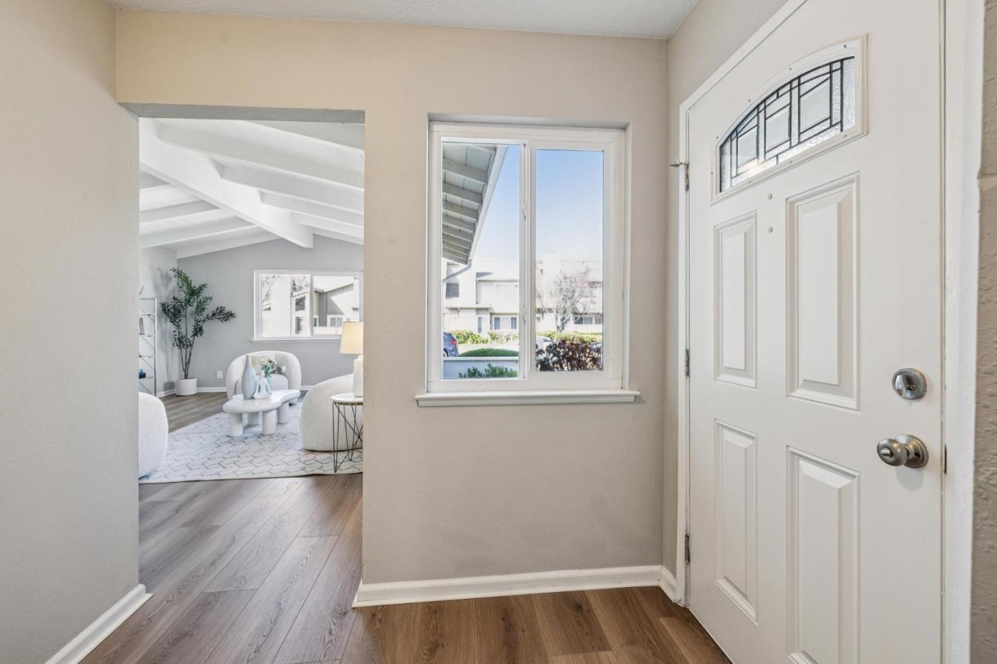 Detail Gallery Image 16 of 77 For 1372 Marlin Ave, Foster City,  CA 94404 - 5 Beds | 2 Baths