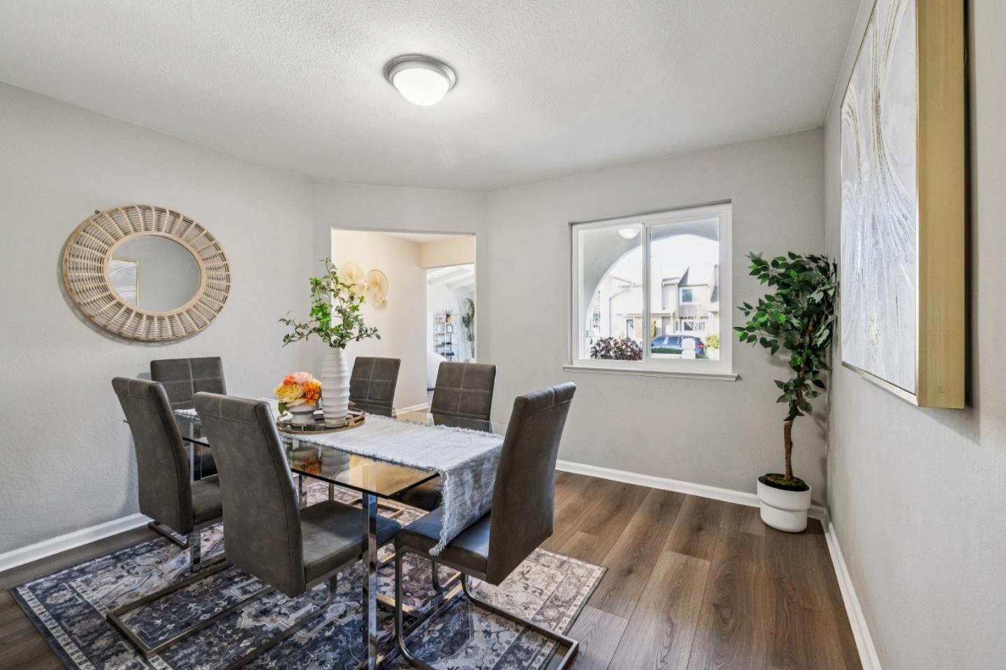 Detail Gallery Image 27 of 77 For 1372 Marlin Ave, Foster City,  CA 94404 - 5 Beds | 2 Baths