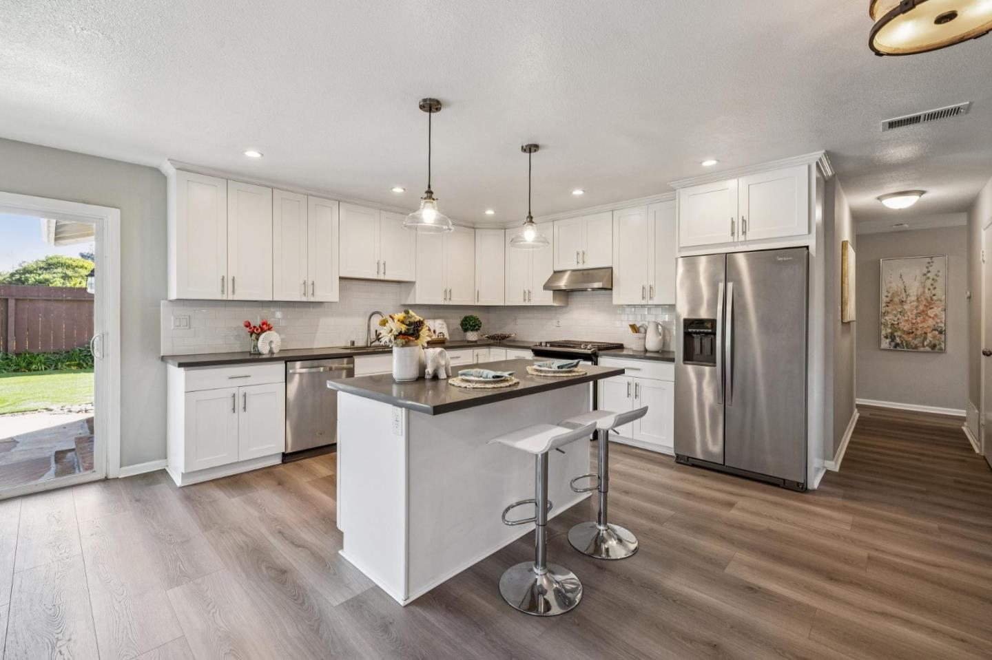 Detail Gallery Image 32 of 77 For 1372 Marlin Ave, Foster City,  CA 94404 - 5 Beds | 2 Baths