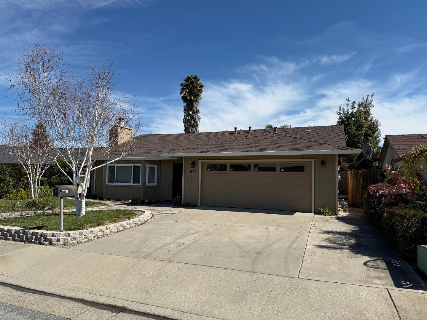 Detail Gallery Image 19 of 39 For 691 Clearview Dr, Hollister,  CA 95023 - 4 Beds | 2 Baths