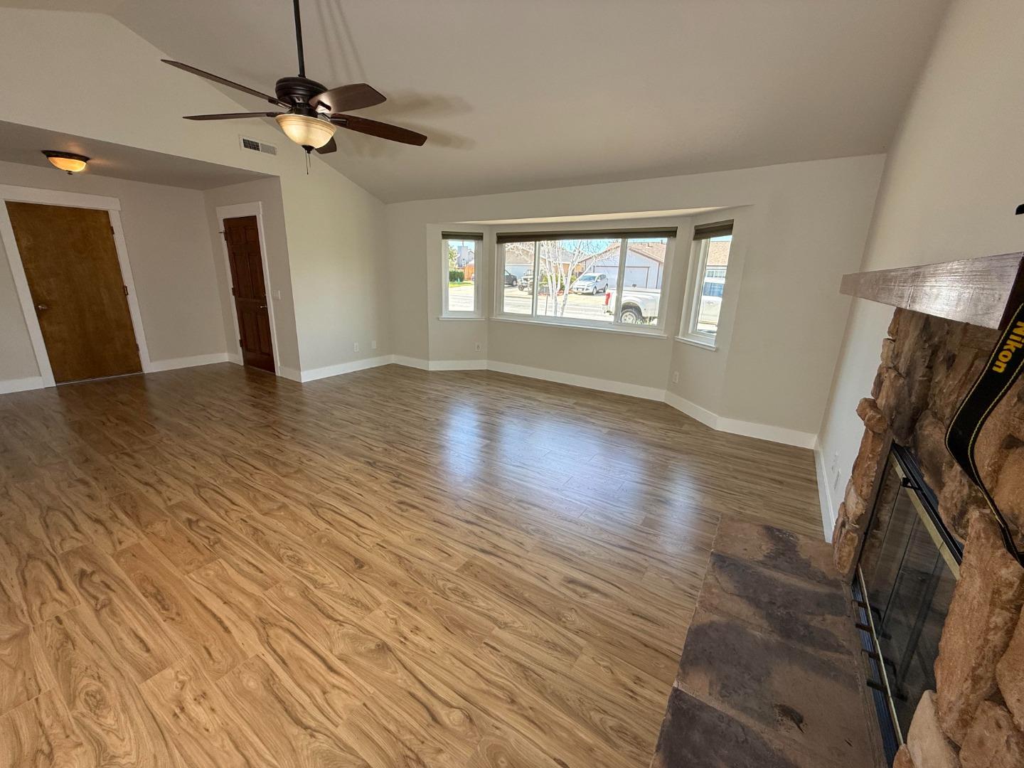 Detail Gallery Image 22 of 39 For 691 Clearview Dr, Hollister,  CA 95023 - 4 Beds | 2 Baths