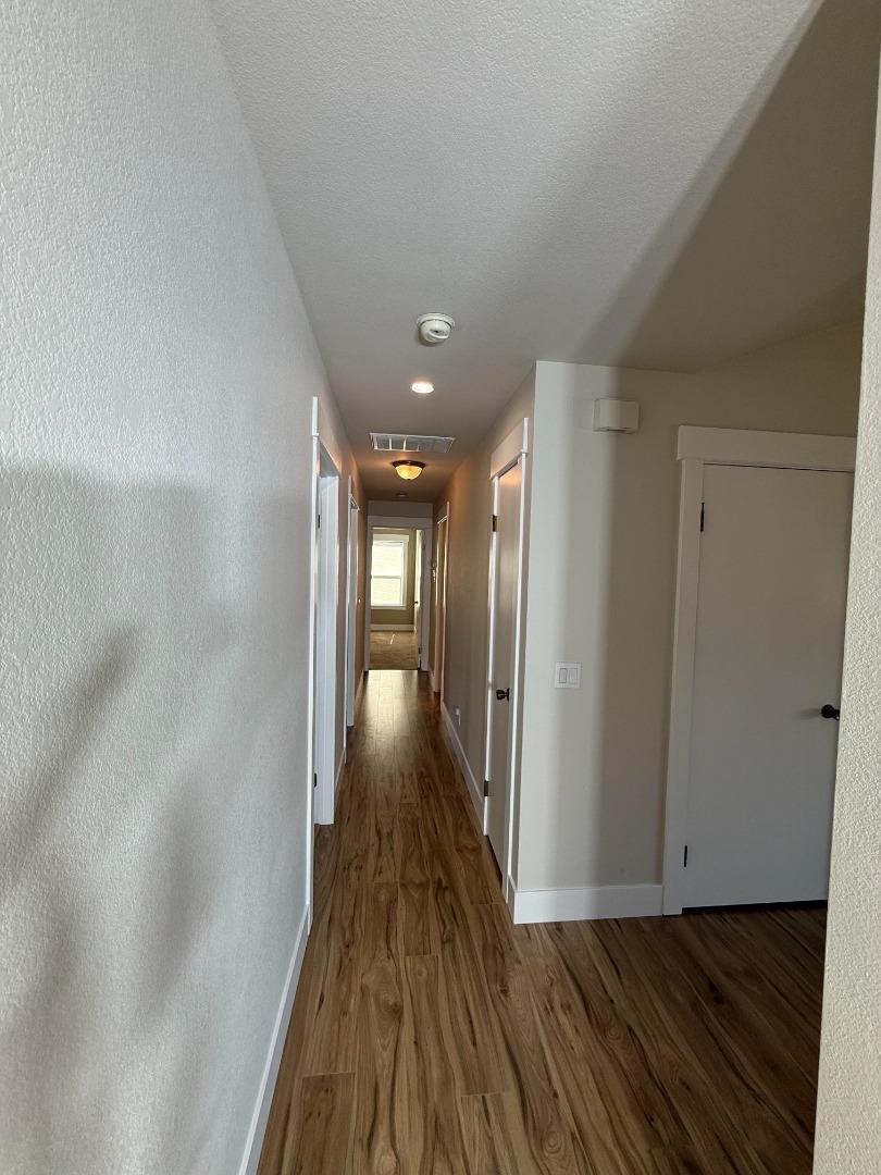 Detail Gallery Image 27 of 39 For 691 Clearview Dr, Hollister,  CA 95023 - 4 Beds | 2 Baths