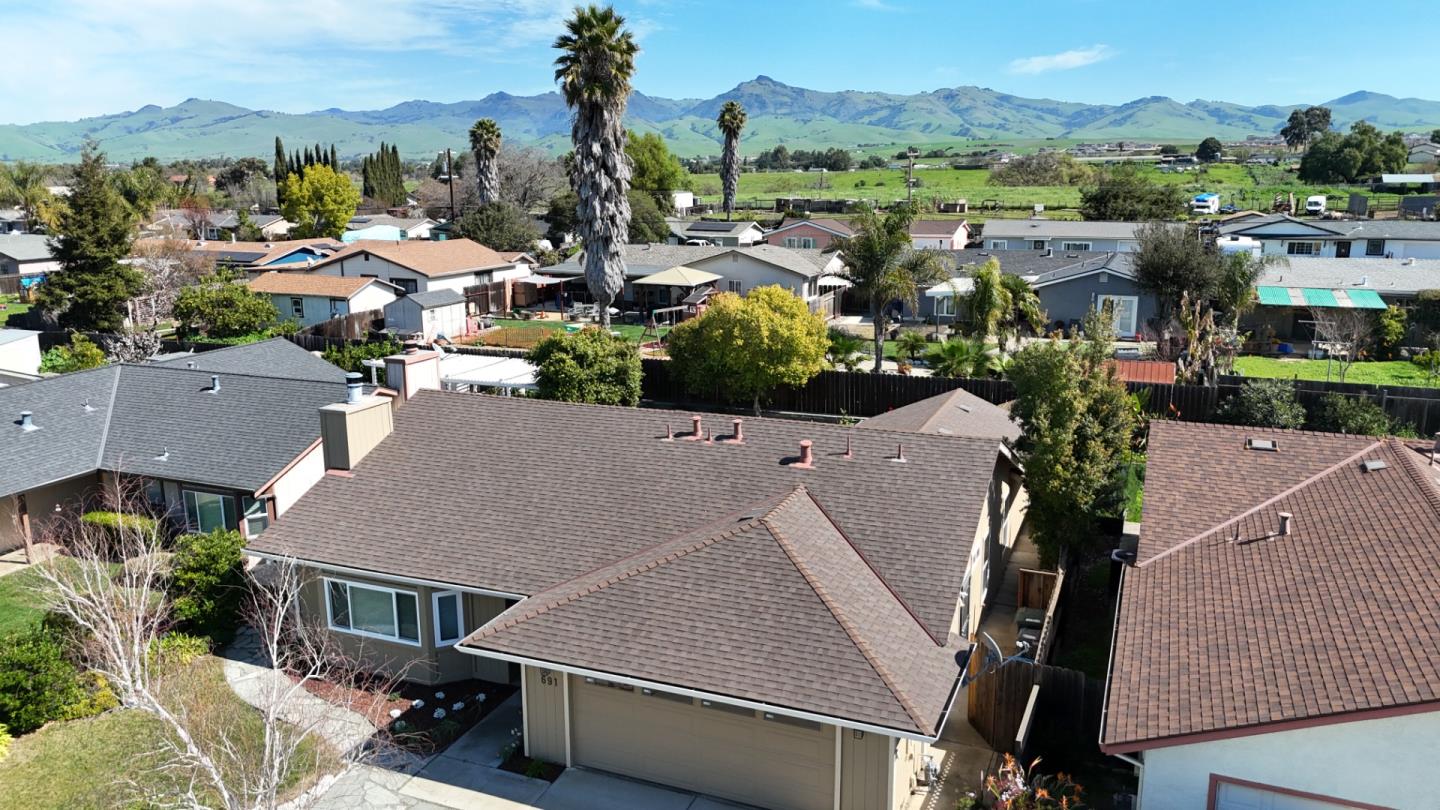 Detail Gallery Image 7 of 39 For 691 Clearview Dr, Hollister,  CA 95023 - 4 Beds | 2 Baths