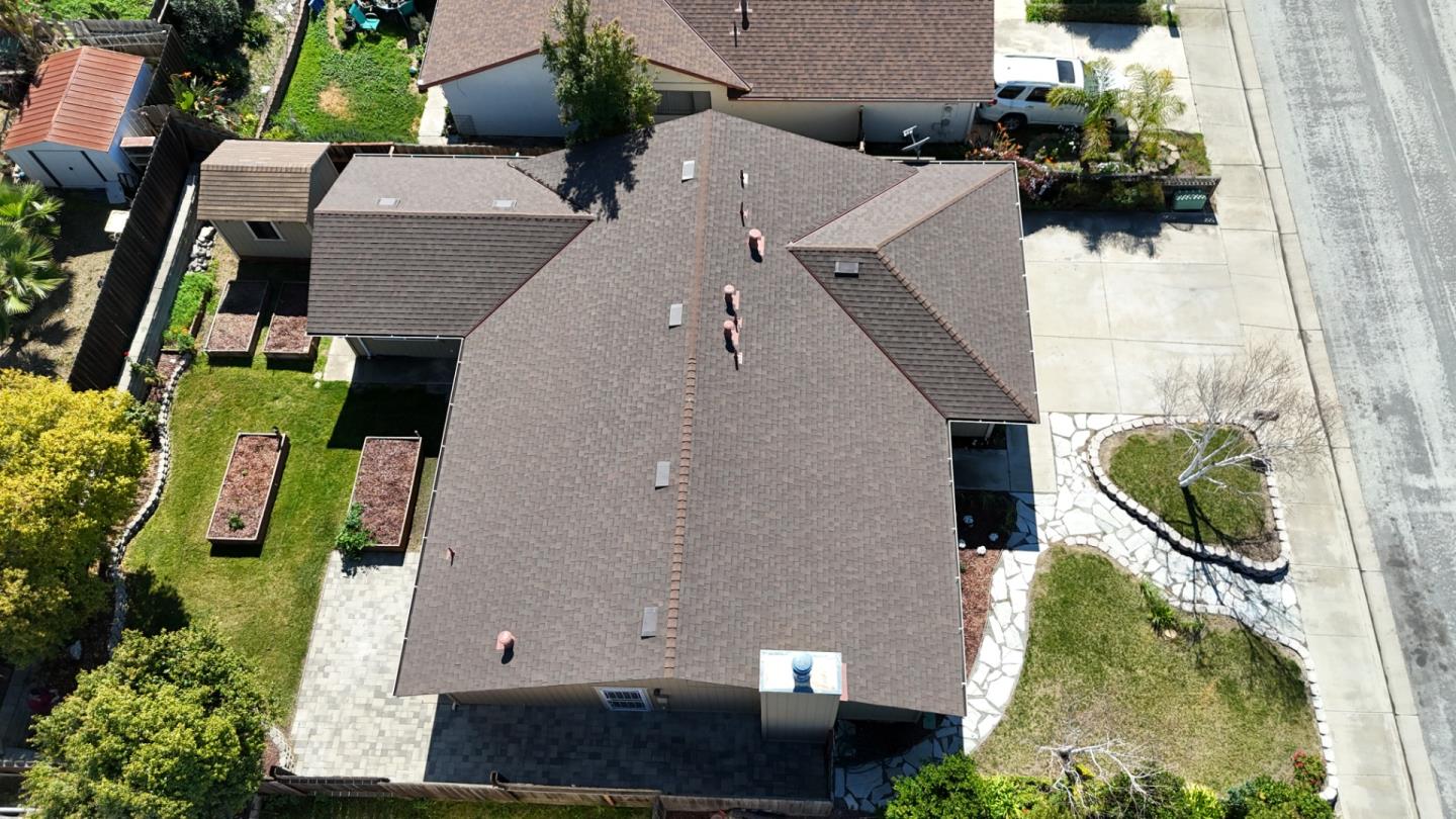 Detail Gallery Image 9 of 39 For 691 Clearview Dr, Hollister,  CA 95023 - 4 Beds | 2 Baths