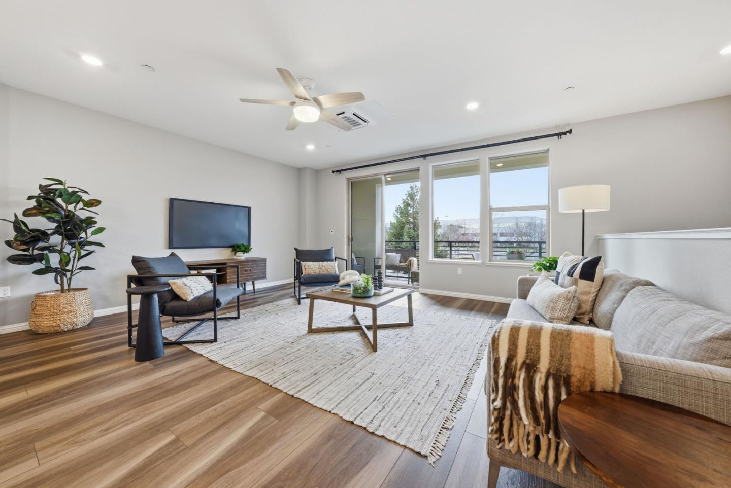 Detail Gallery Image 19 of 58 For 6809 Canine Ct, San Jose,  CA 95119 - 3 Beds | 3 Baths