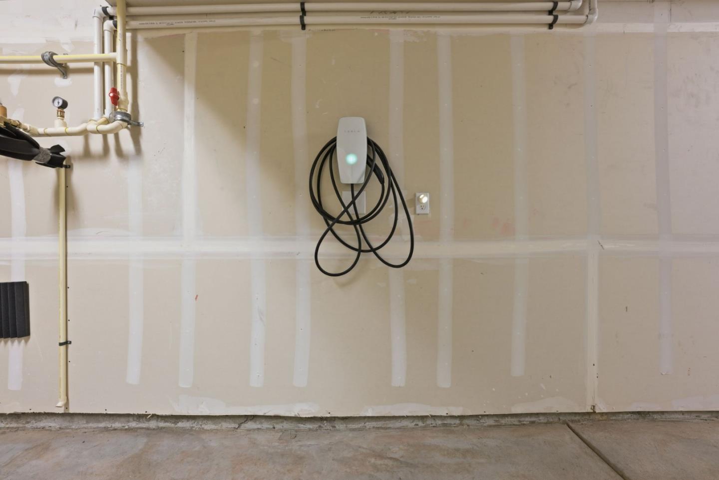 Detail Gallery Image 45 of 58 For 6809 Canine Ct, San Jose,  CA 95119 - 3 Beds | 3 Baths