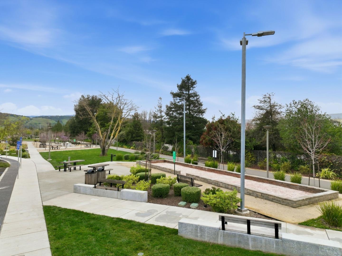 Detail Gallery Image 52 of 58 For 6809 Canine Ct, San Jose,  CA 95119 - 3 Beds | 3 Baths