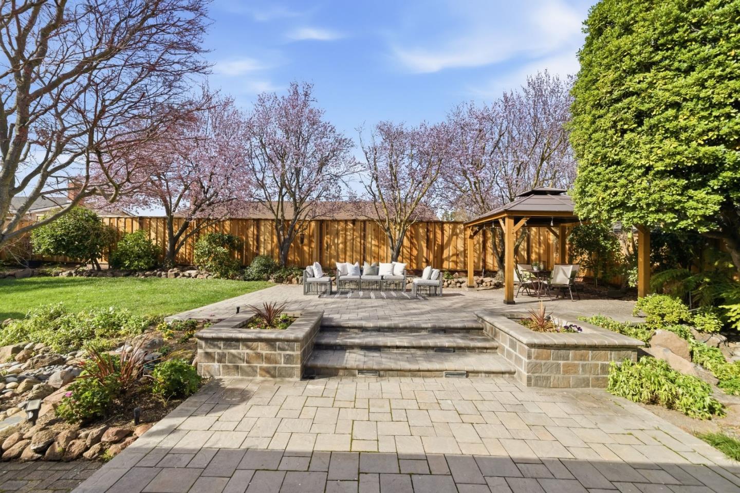 Detail Gallery Image 34 of 56 For 515 Cashew Ct, San Ramon,  CA 94583 - 4 Beds | 2 Baths