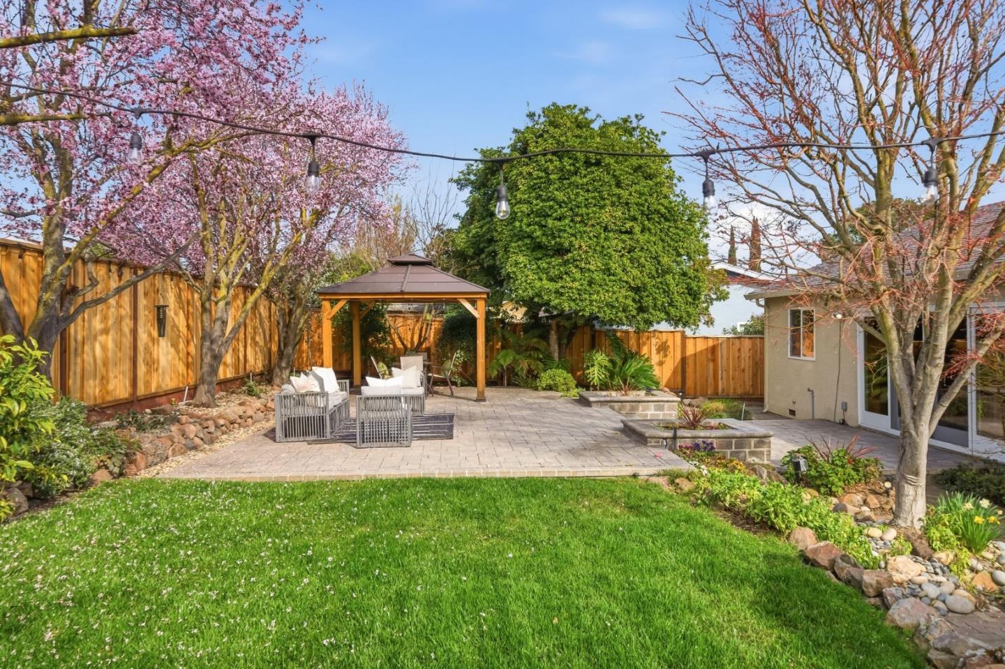 Detail Gallery Image 35 of 56 For 515 Cashew Ct, San Ramon,  CA 94583 - 4 Beds | 2 Baths