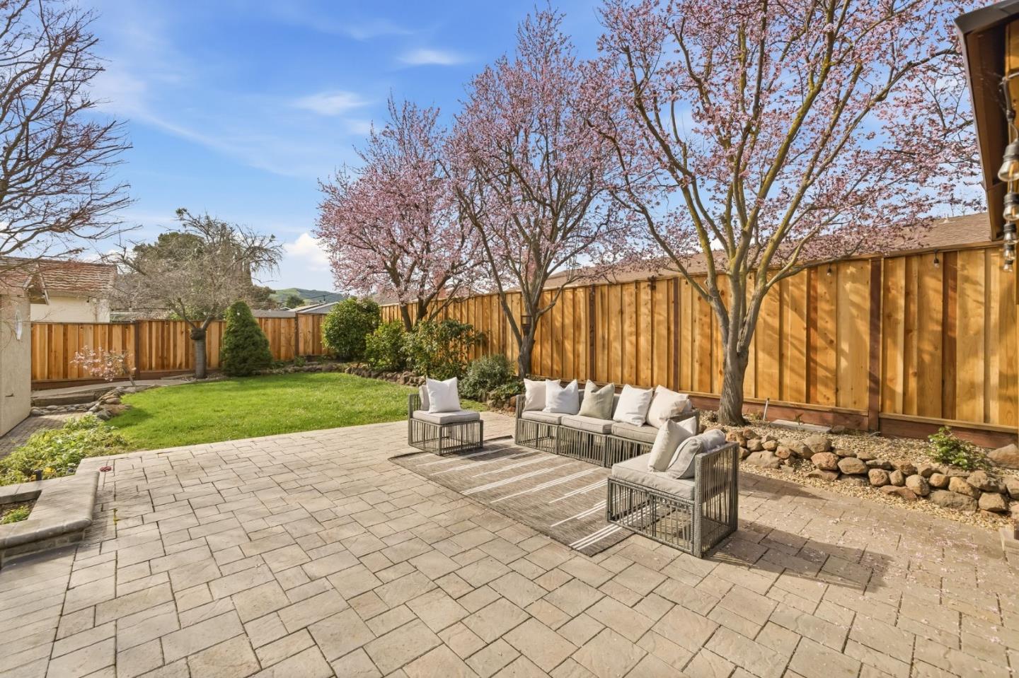 Detail Gallery Image 36 of 56 For 515 Cashew Ct, San Ramon,  CA 94583 - 4 Beds | 2 Baths