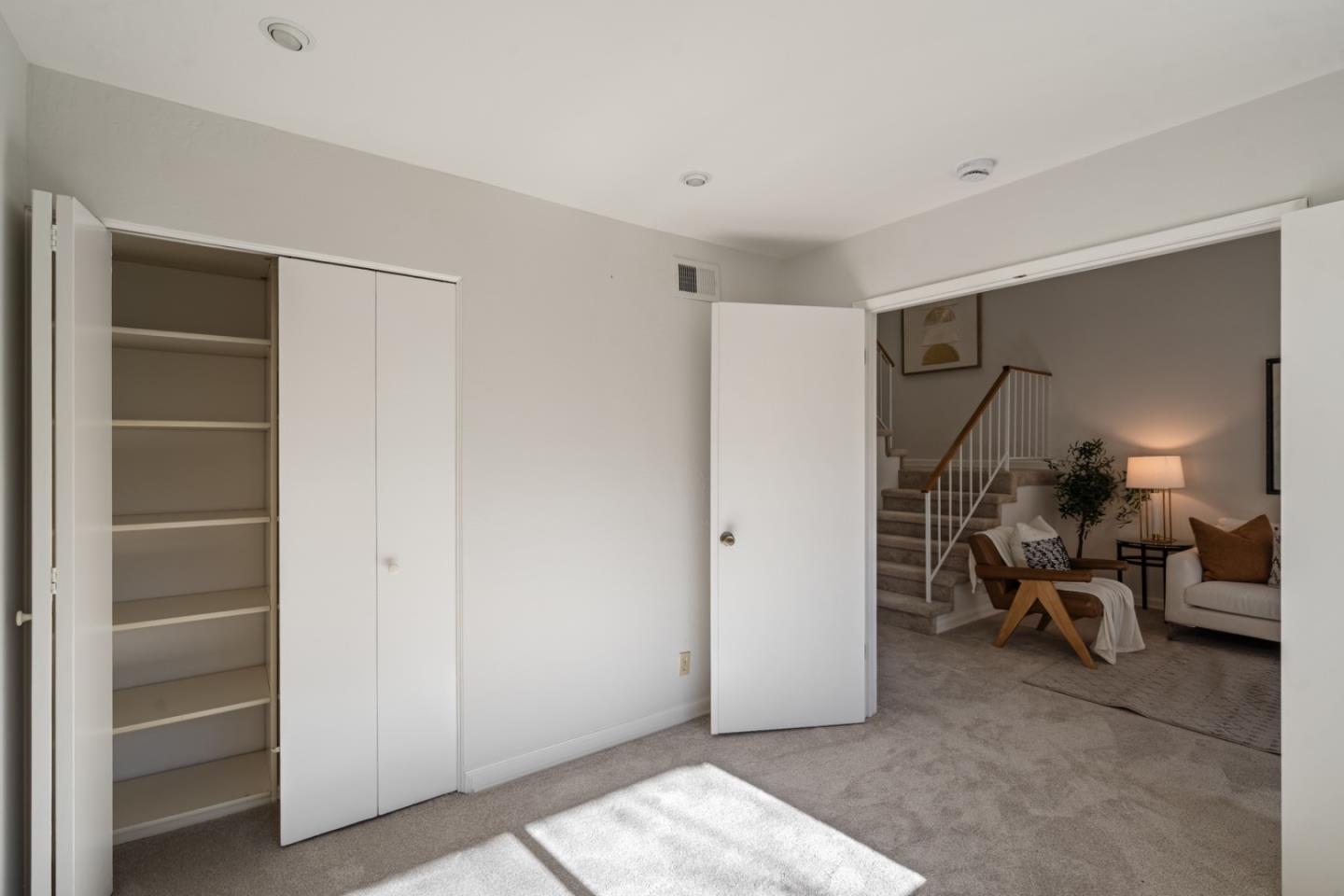 Detail Gallery Image 11 of 51 For 1023 Lark Ln, Foster City,  CA 94404 - 2 Beds | 2/1 Baths