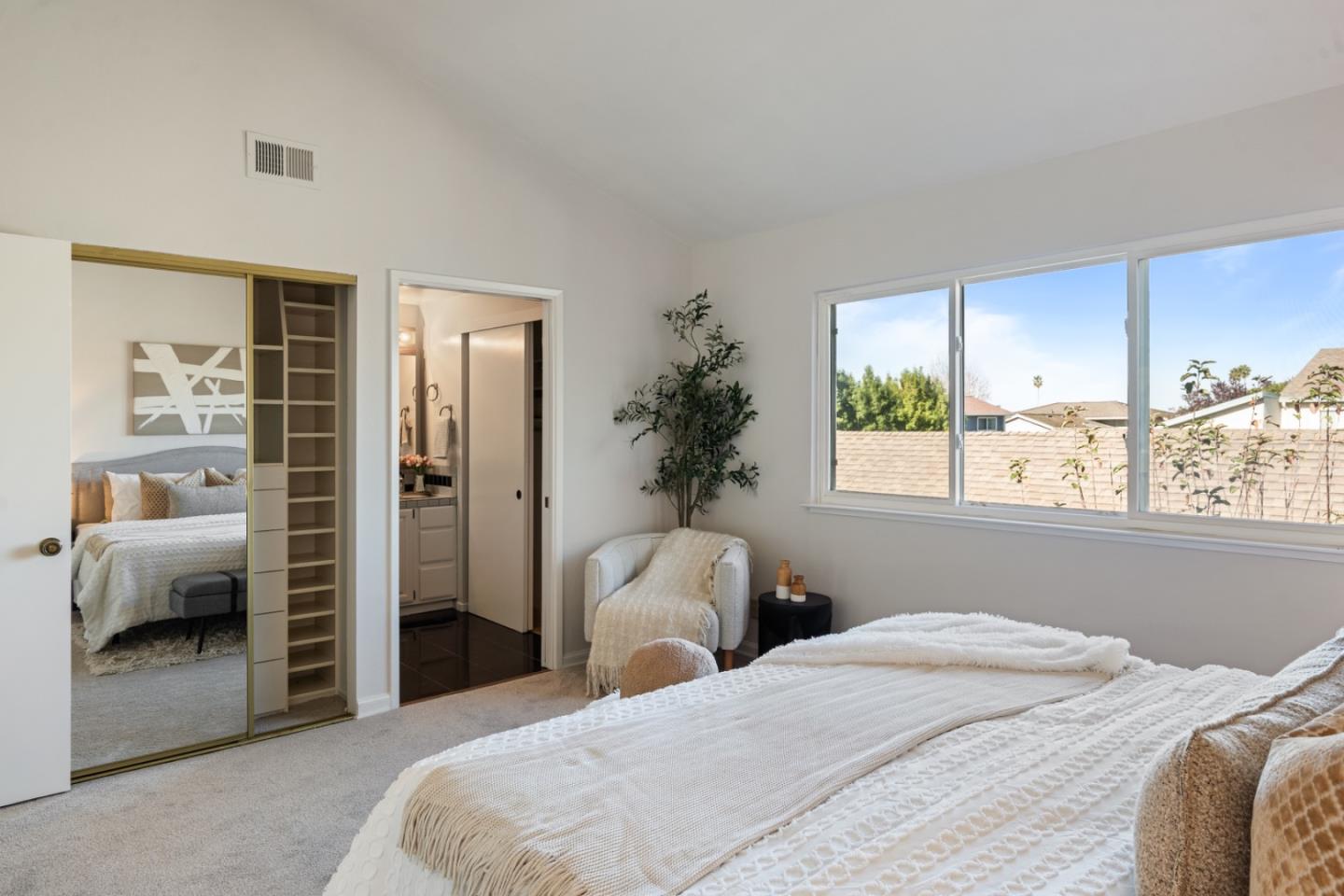 Detail Gallery Image 31 of 51 For 1023 Lark Ln, Foster City,  CA 94404 - 2 Beds | 2/1 Baths