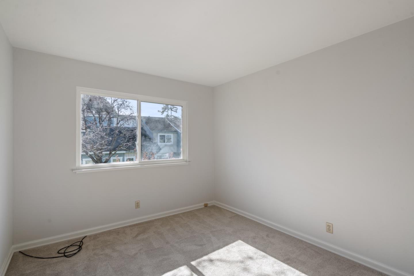 Detail Gallery Image 37 of 51 For 1023 Lark Ln, Foster City,  CA 94404 - 2 Beds | 2/1 Baths