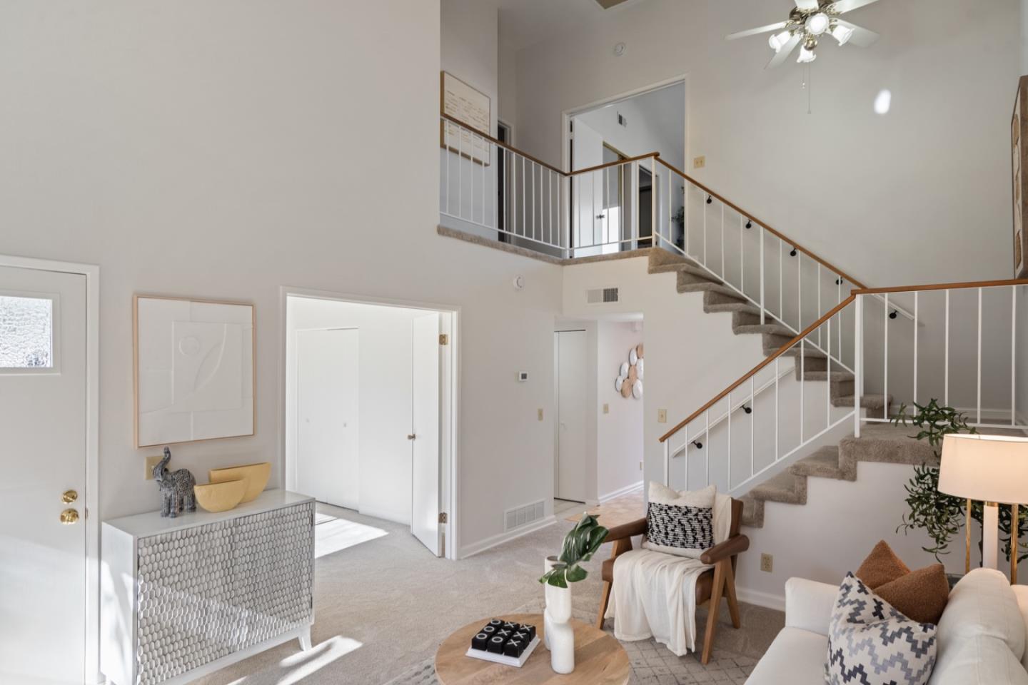 Detail Gallery Image 5 of 51 For 1023 Lark Ln, Foster City,  CA 94404 - 2 Beds | 2/1 Baths