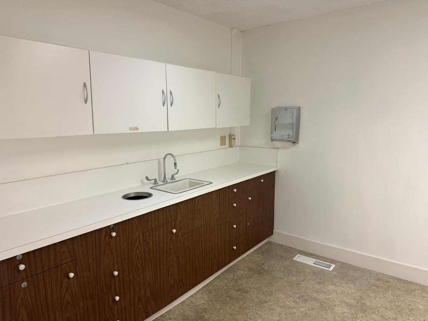 Detail Gallery Image 8 of 15 For 13350 Big Basin Way, Boulder Creek,  CA 95006 - – Beds | – Baths