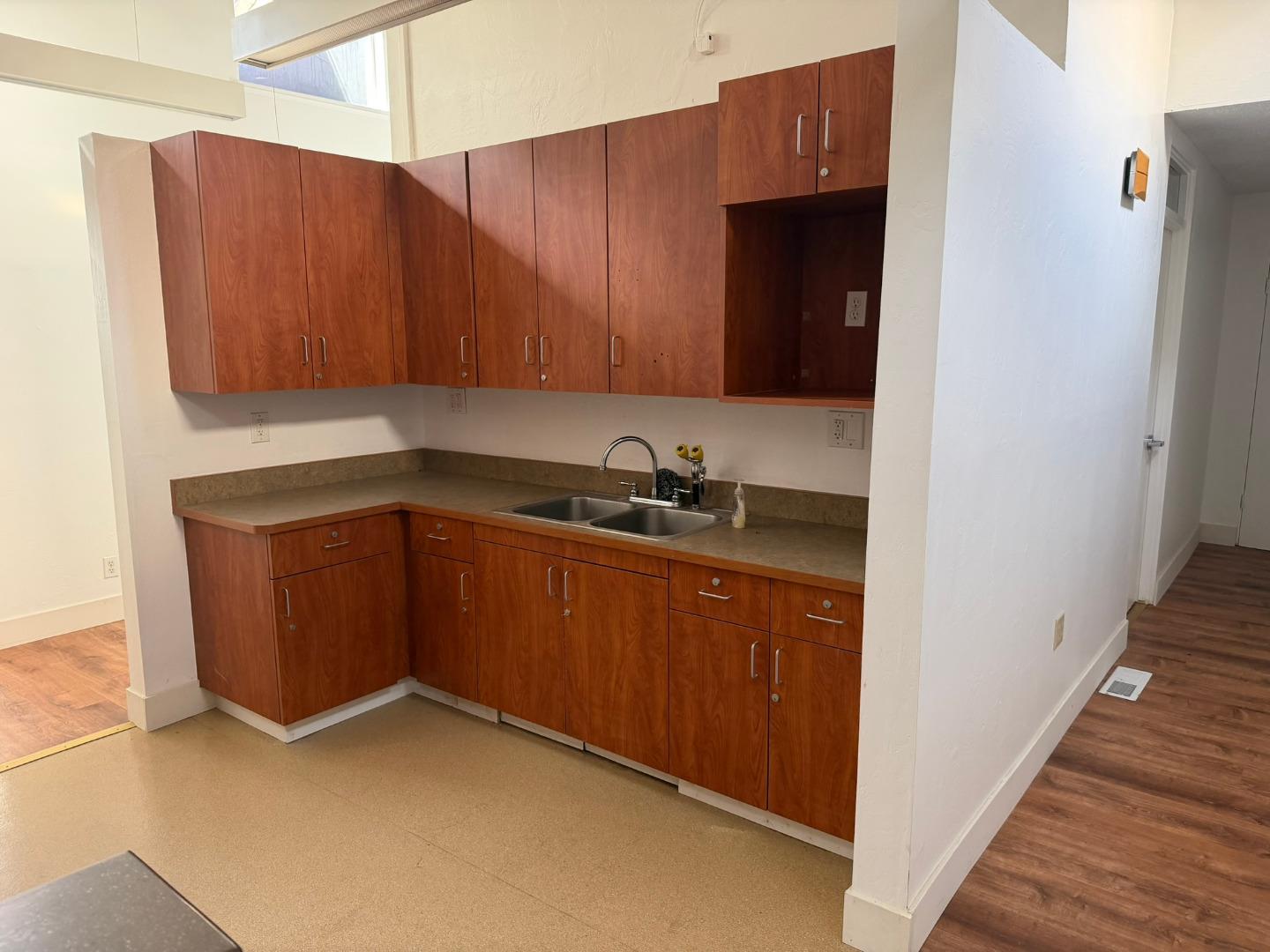 Detail Gallery Image 9 of 15 For 13350 Big Basin Way, Boulder Creek,  CA 95006 - – Beds | – Baths