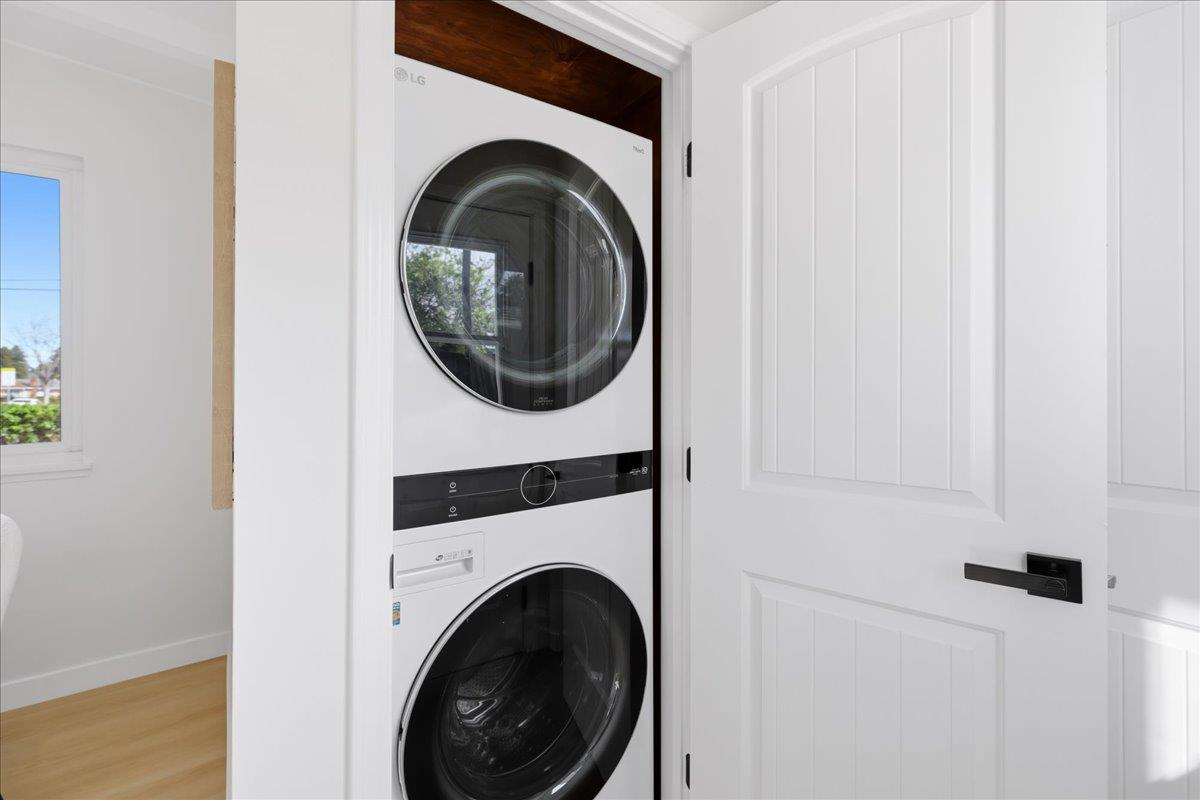 Detail Gallery Image 17 of 46 For 799 Borregas, Sunnyvale,  CA 94085 - 3 Beds | 1 Baths