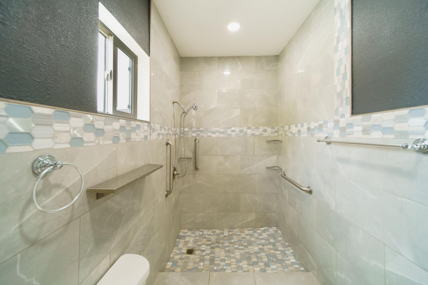 Detail Gallery Image 15 of 20 For 1274 Palm St, San Jose,  CA 95110 - 3 Beds | 2 Baths