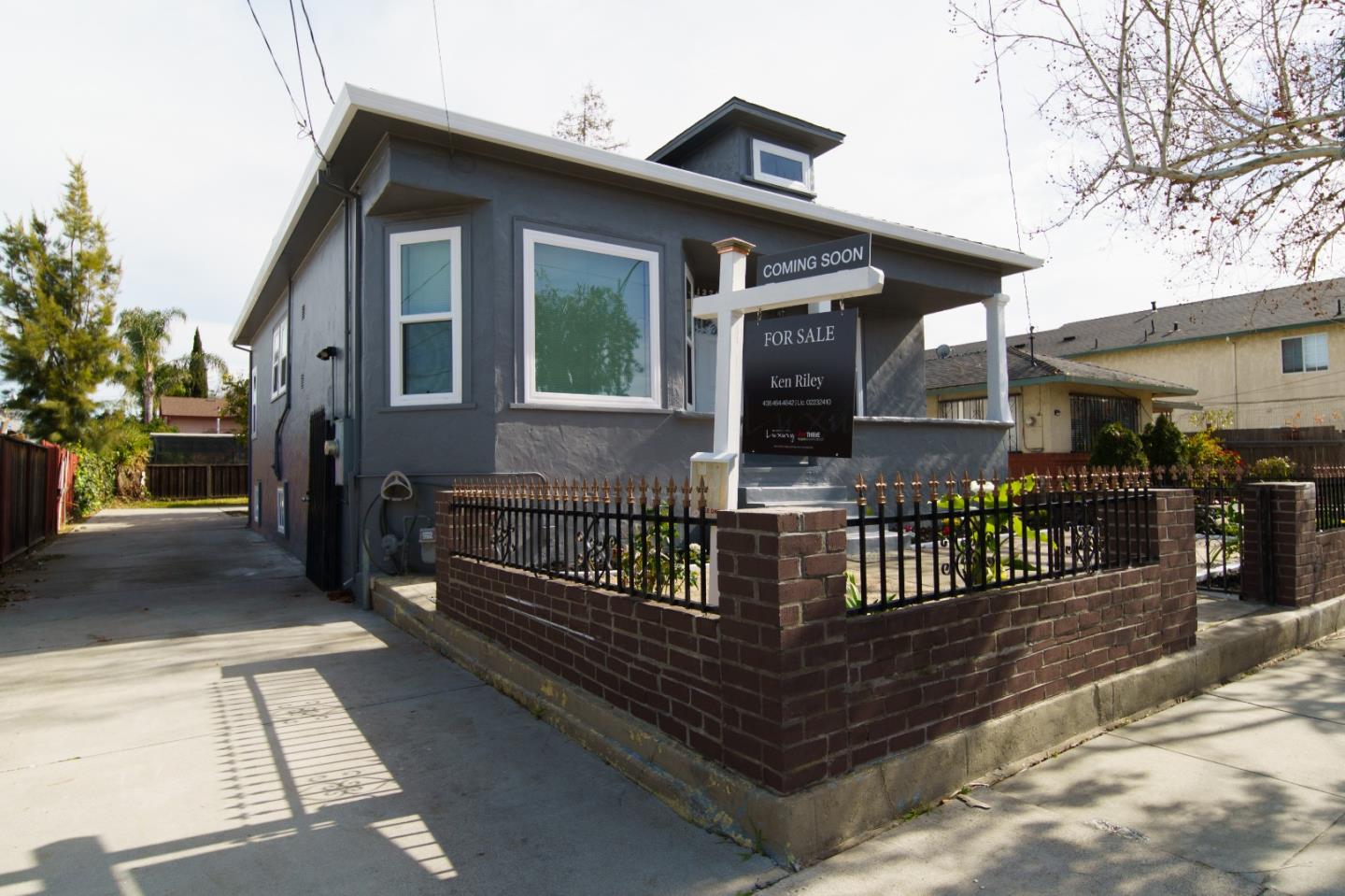 Detail Gallery Image 2 of 20 For 1274 Palm St, San Jose,  CA 95110 - 3 Beds | 2 Baths