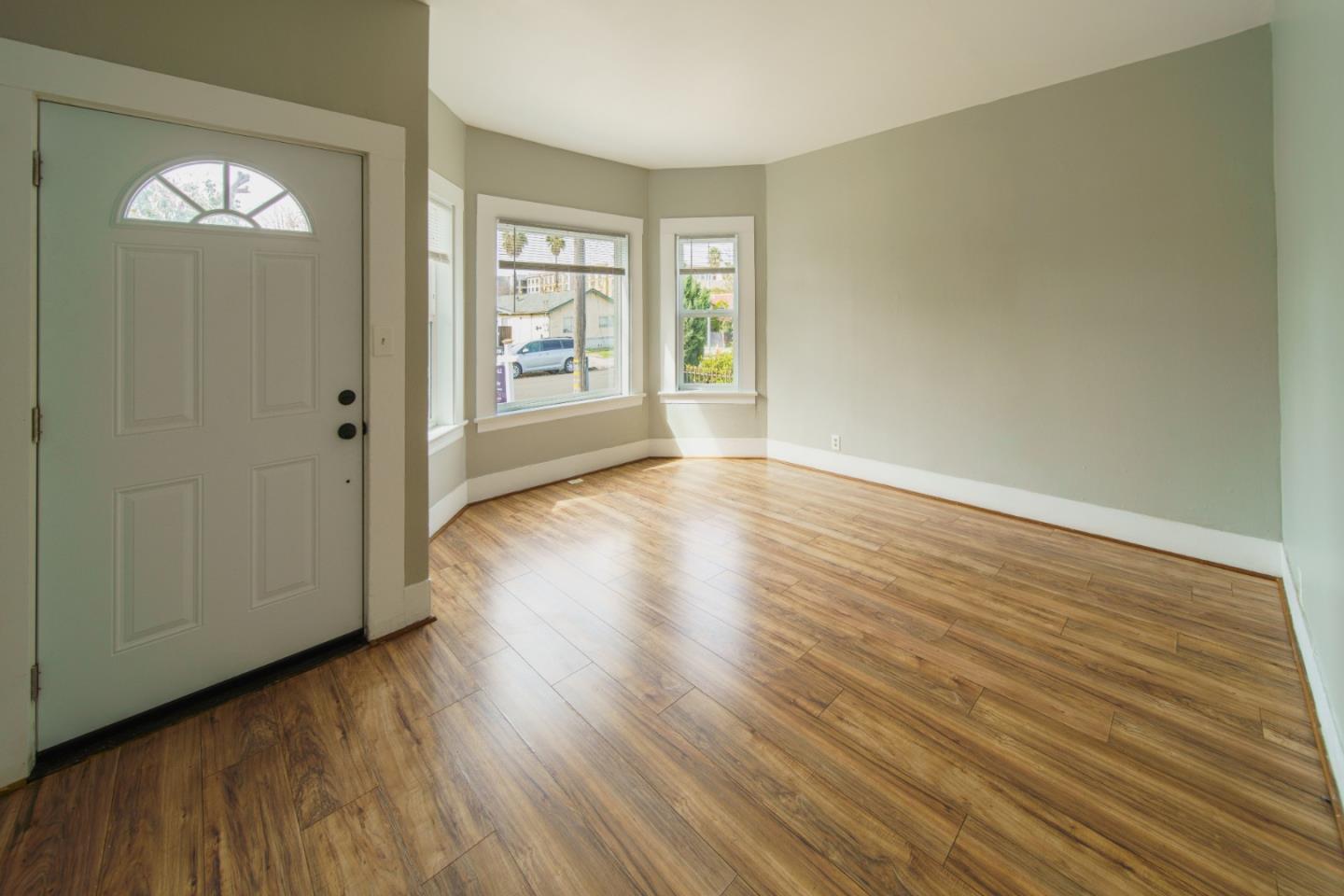 Detail Gallery Image 5 of 20 For 1274 Palm St, San Jose,  CA 95110 - 3 Beds | 2 Baths