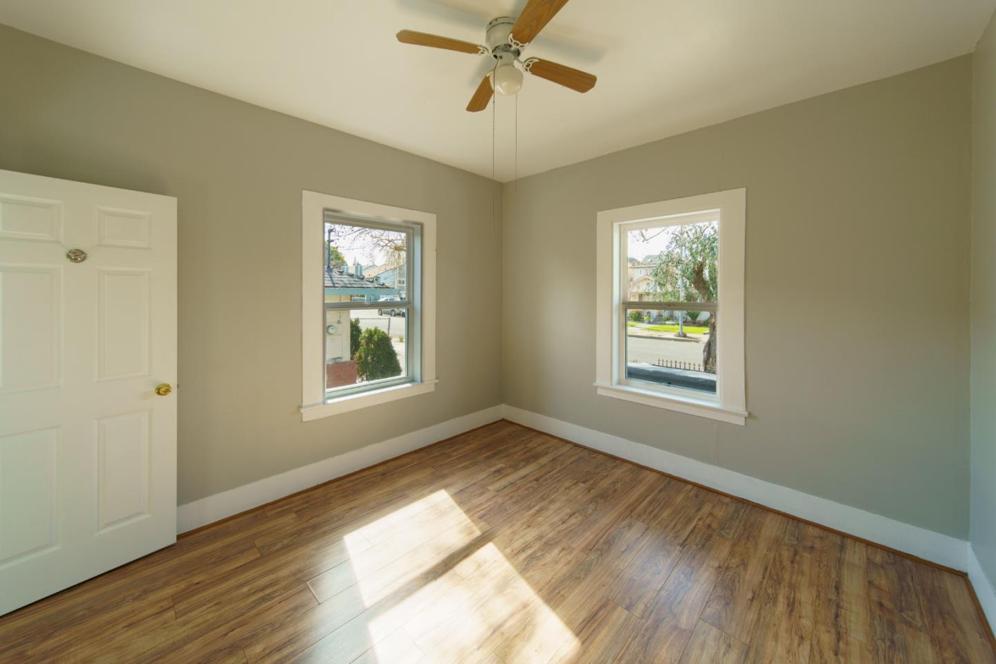 Detail Gallery Image 7 of 20 For 1274 Palm St, San Jose,  CA 95110 - 3 Beds | 2 Baths