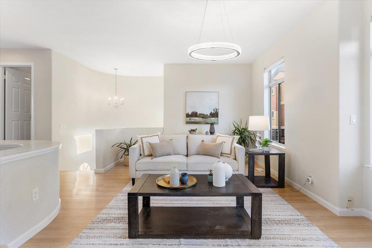 Photo #7: ML82037074 Listing: Photo #7