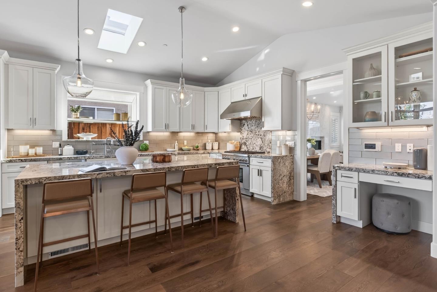 Detail Gallery Image 11 of 50 For 10334 S Tantau Ave, Cupertino,  CA 95014 - 5 Beds | 4/1 Baths