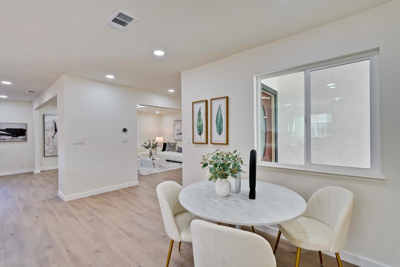 Detail Gallery Image 12 of 41 For 6121 Dunn Ave, San Jose,  CA 95123 - 4 Beds | 2 Baths