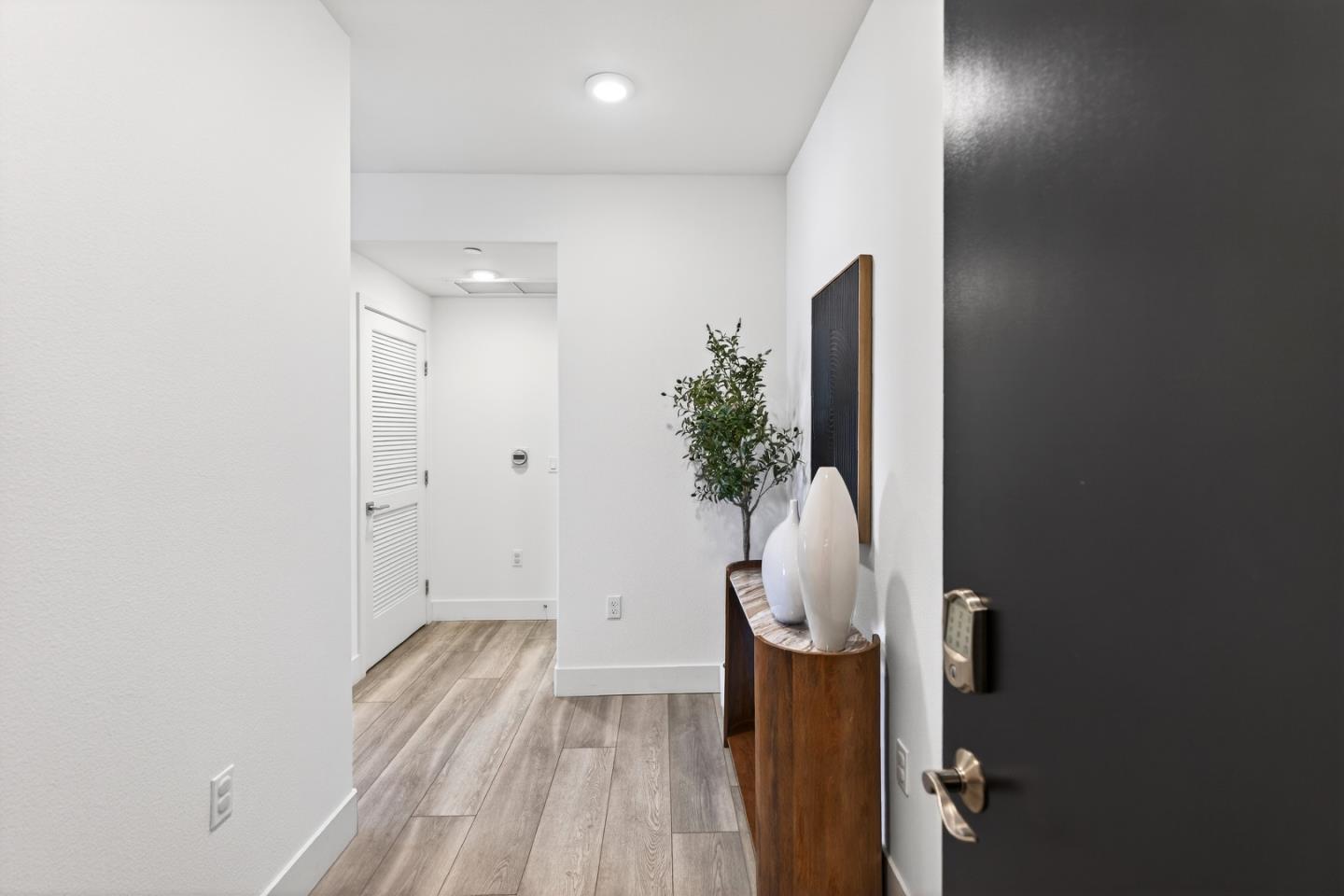 Photo #2: ML82037083 Listing: Photo #2