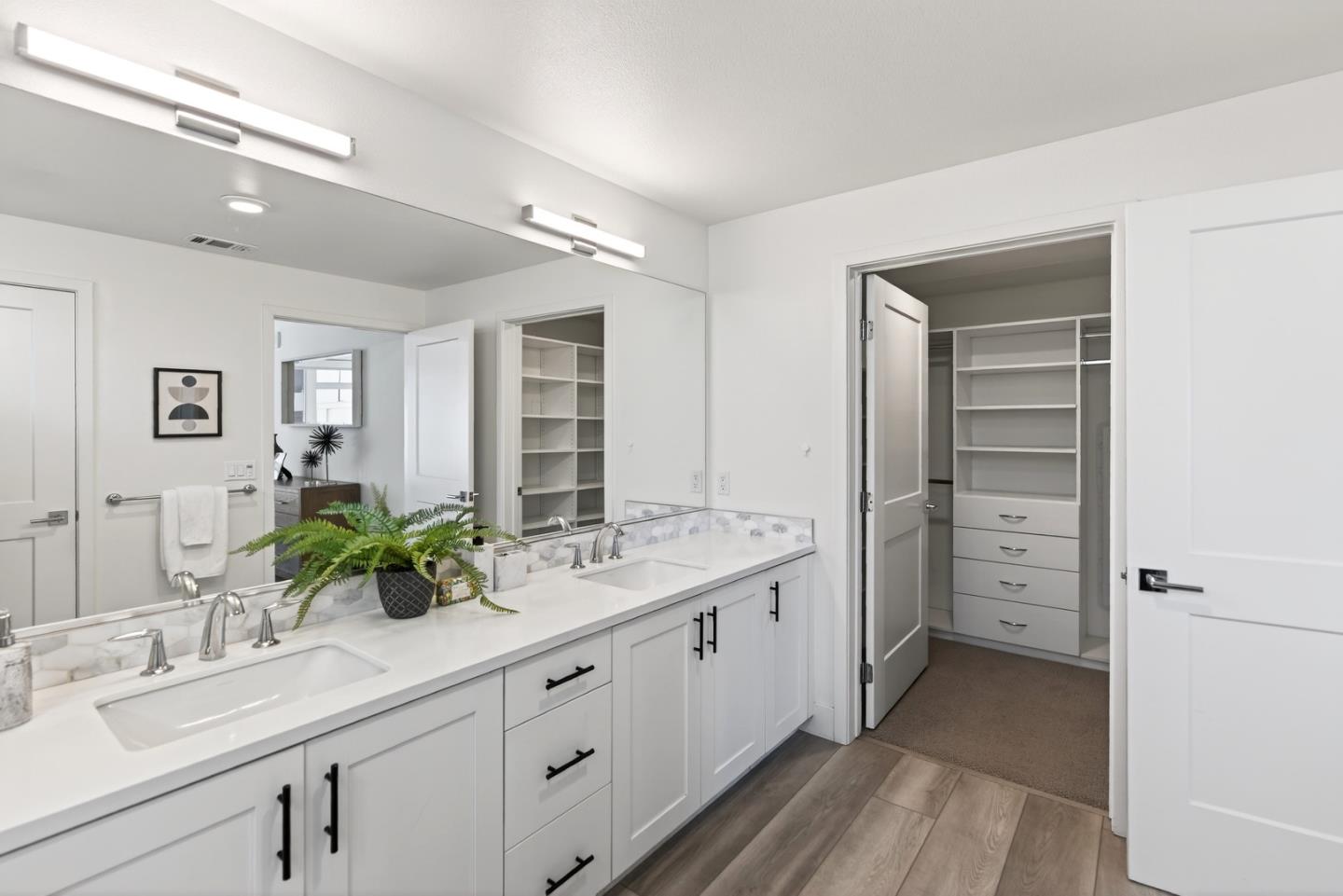 Photo #21: ML82037083 Listing: Photo #21