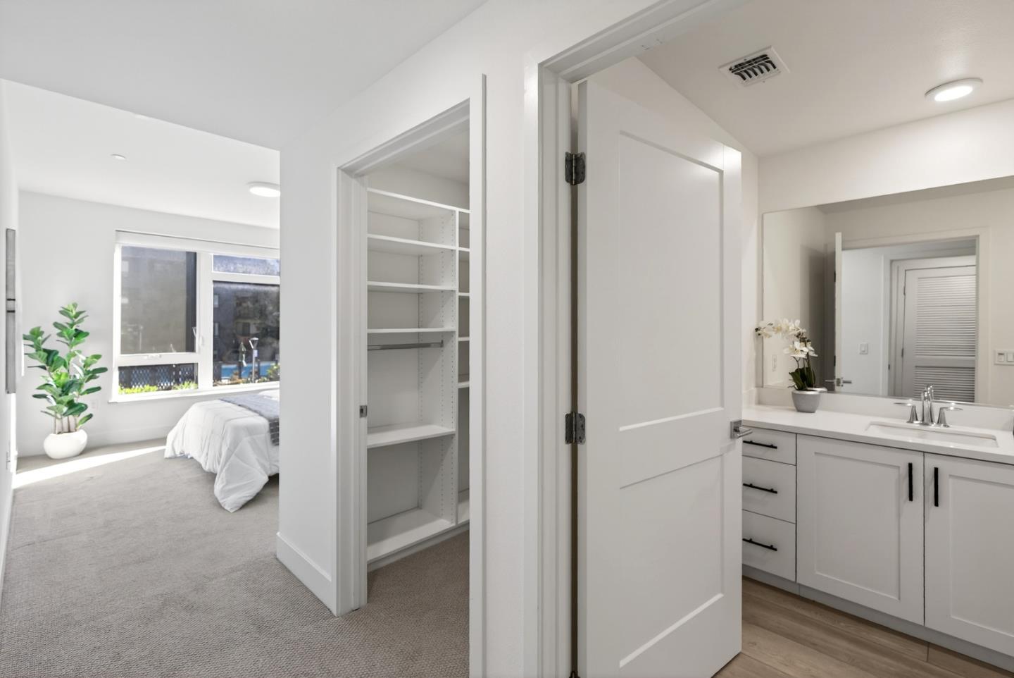 Photo #25: ML82037083 Listing: Photo #25