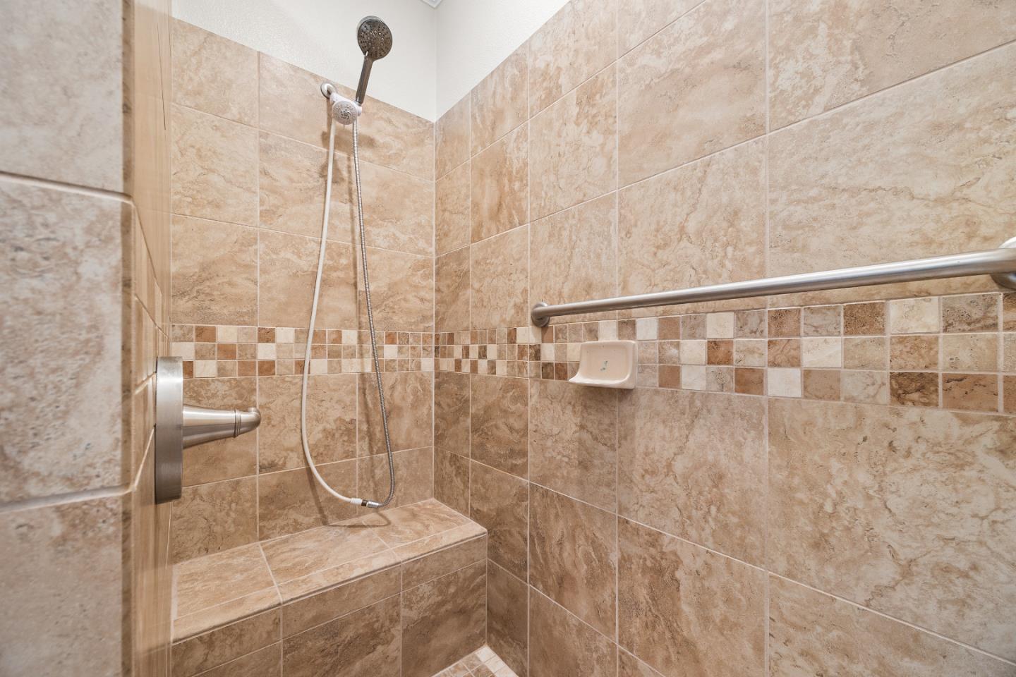 Detail Gallery Image 28 of 48 For 2435 Felt St #120,  Santa Cruz,  CA 95062 - 3 Beds | 2 Baths