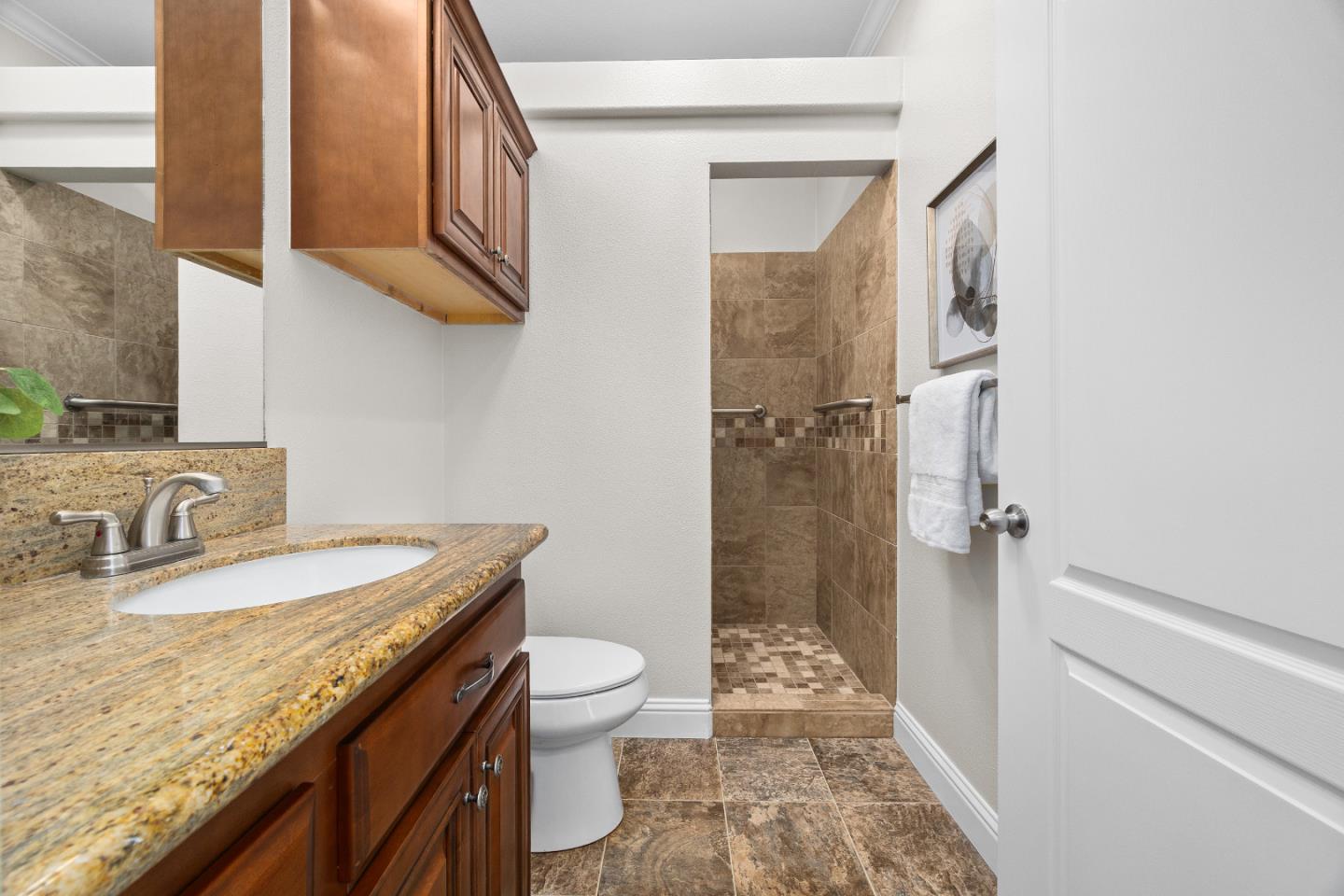 Detail Gallery Image 29 of 48 For 2435 Felt St #120,  Santa Cruz,  CA 95062 - 3 Beds | 2 Baths