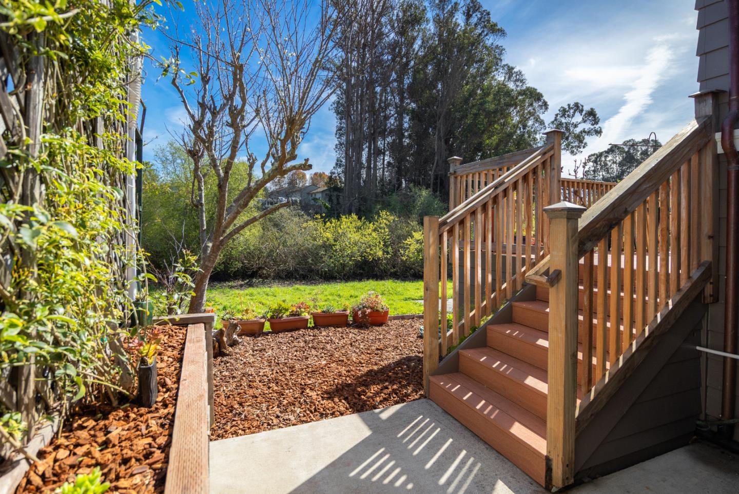 Detail Gallery Image 39 of 48 For 2435 Felt St #120,  Santa Cruz,  CA 95062 - 3 Beds | 2 Baths