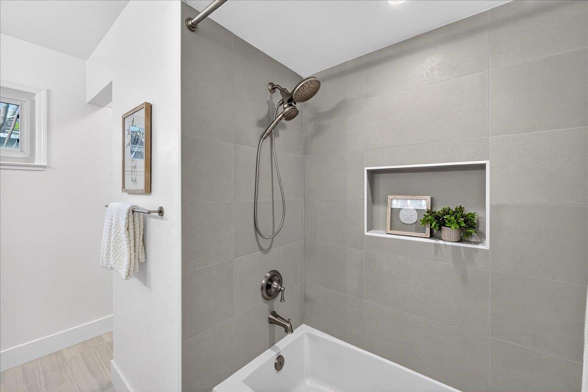 Detail Gallery Image 28 of 43 For 6230 Current Dr, San Jose,  CA 95123 - 3 Beds | 2 Baths