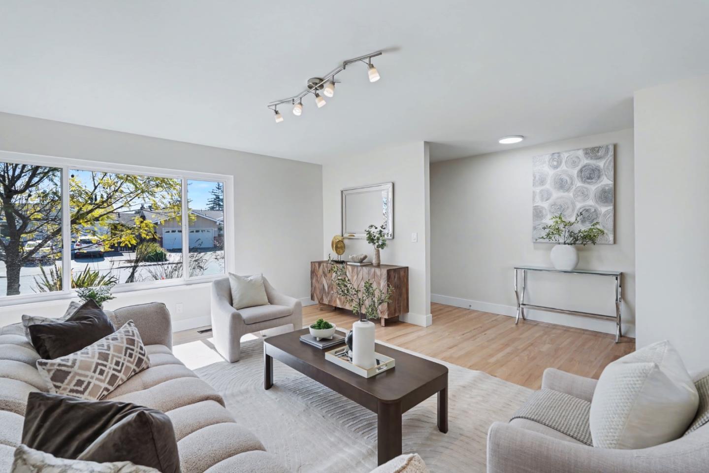 Detail Gallery Image 10 of 75 For 1035 Rockrose Ave, Sunnyvale,  CA 94086 - 4 Beds | 3 Baths