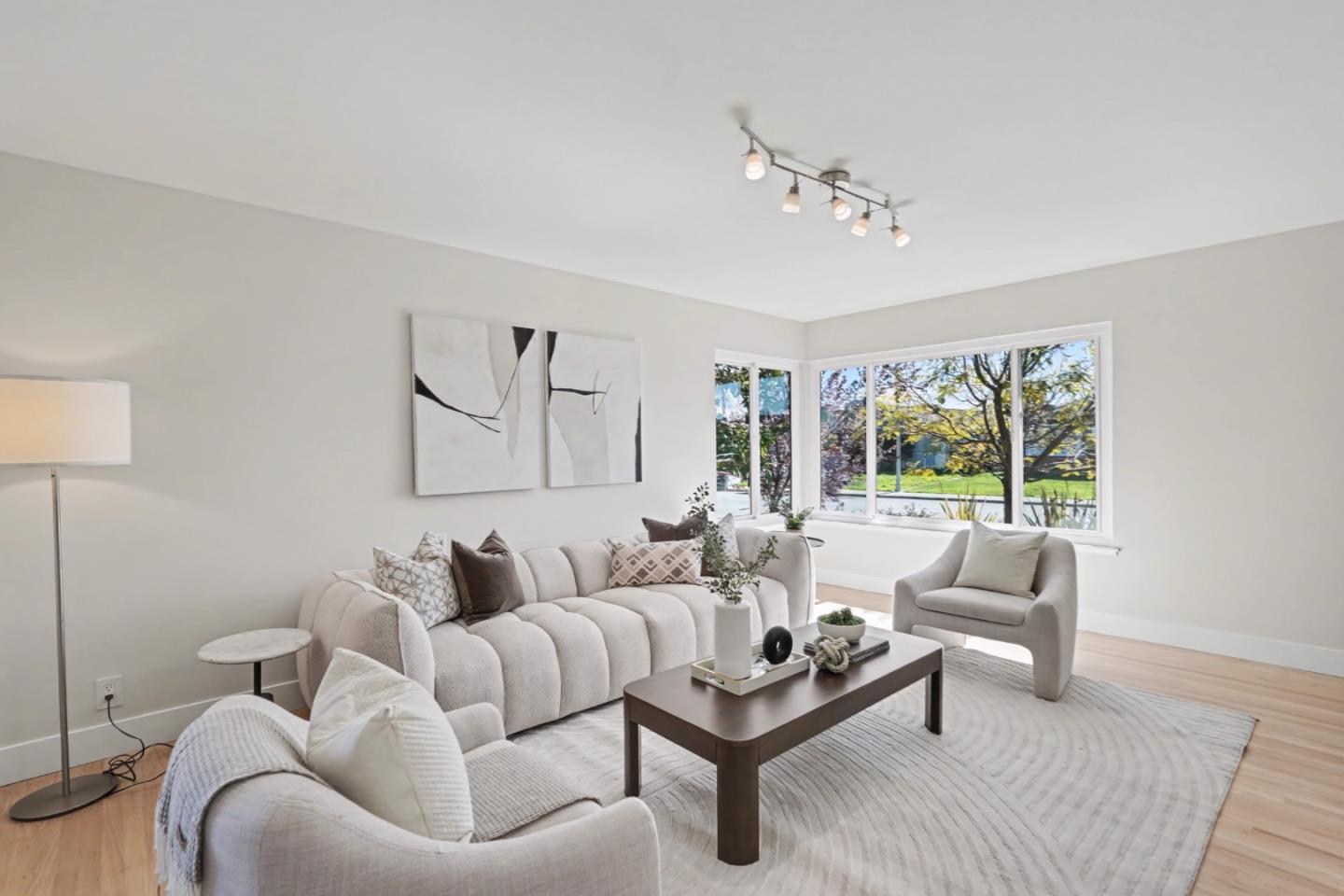 Detail Gallery Image 11 of 75 For 1035 Rockrose Ave, Sunnyvale,  CA 94086 - 4 Beds | 3 Baths